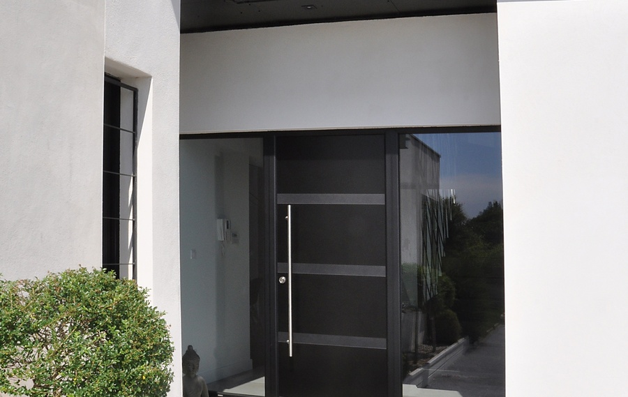 Notre gamme de portes d'entr&eacute;e en ALU CLASSIQUE et CONTEMPORAINE &agrave;&nbsp;La Ferte Alais